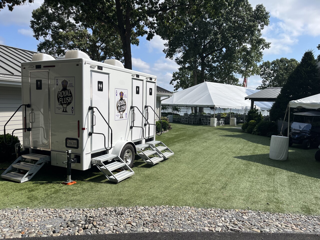 Luxury Porta Potty Rental