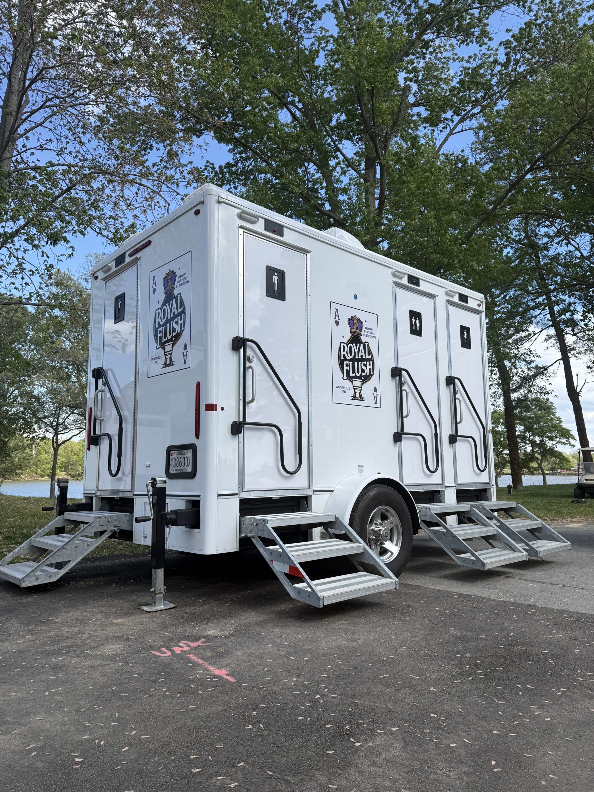 Luxury Porta Potty Rental Service
