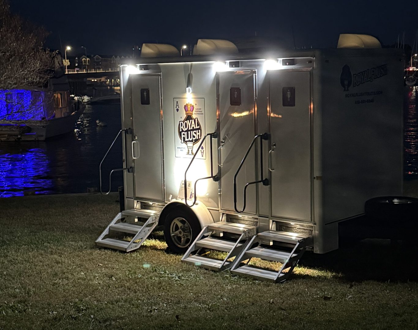 Portable bathroom rental in Davidsonville, MD for outdoor wedding