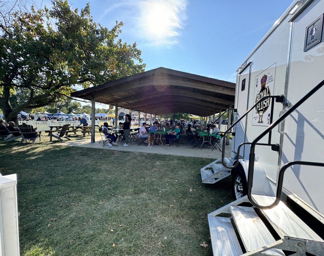 Premium portable bathroom rentals for weddings in Maryland